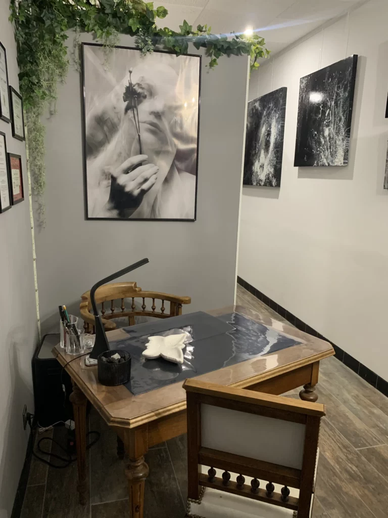 Alice Da Costa spécialiste dermopigmentation et tricopigmentation Narbonne.